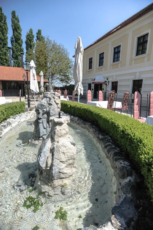 Hotel Castle Gjalski Забок Екстер'єр фото