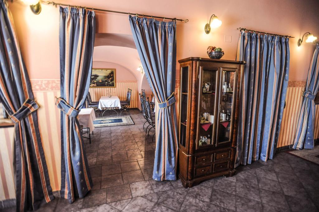 Hotel Castle Gjalski Забок Екстер'єр фото