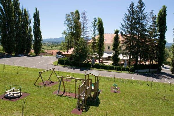 Hotel Castle Gjalski Забок Екстер'єр фото